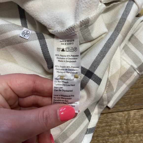 Jachs Girlfriend Women's Plaid Soft Flannel Shirt - Picture 7 of 9